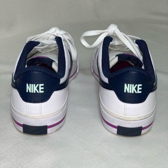 NWOT NIKE Sneaker Kids 5Y Leather Court Legacy DA5380-117 Lace Up White Runners - Picture 7 of 10